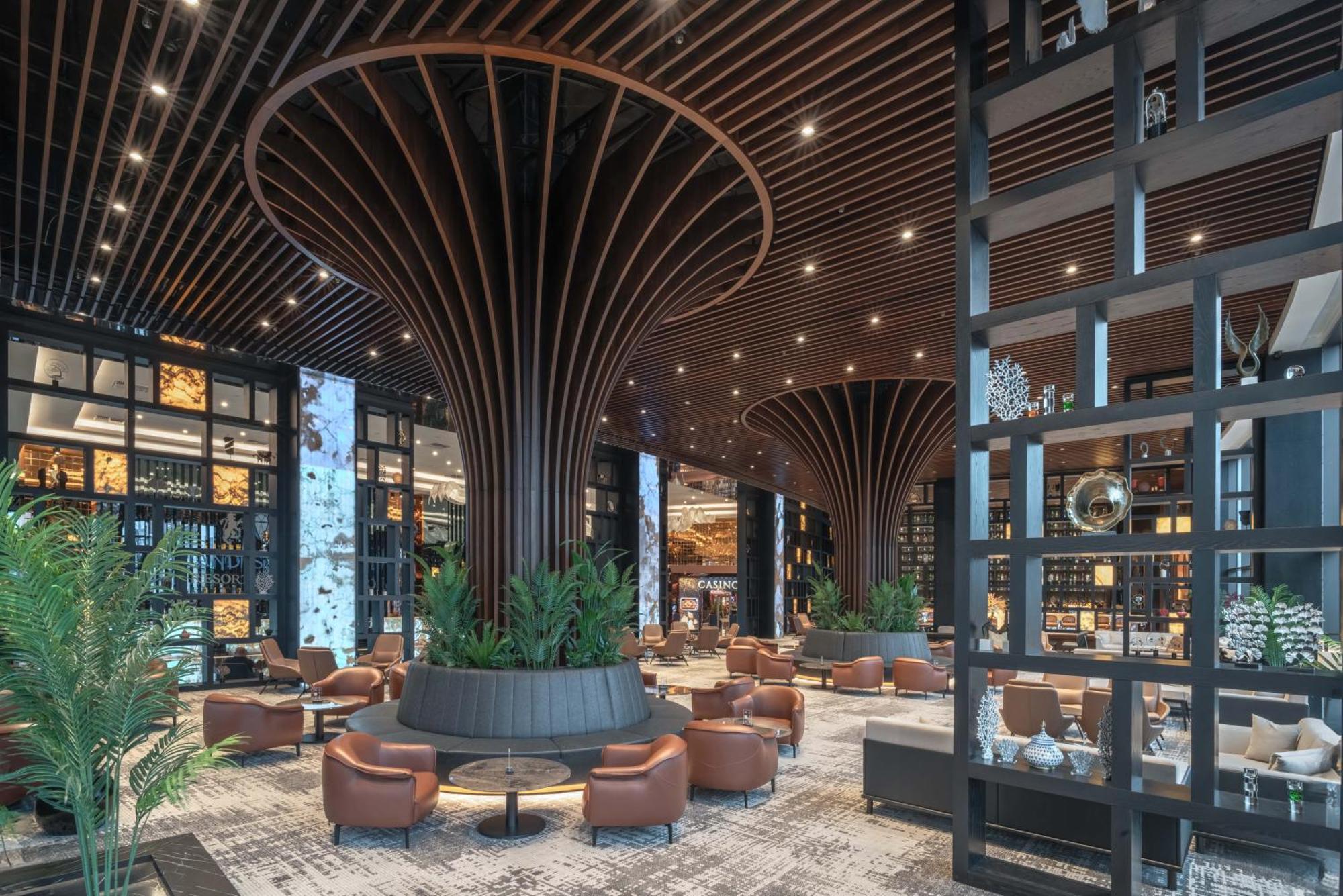 Grand Sapphire & Casino Otel 5*